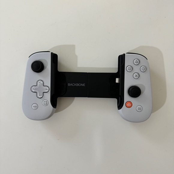 Backbone One - PlayStation Edition for iPhone - Lightning - Picture 4 of 5